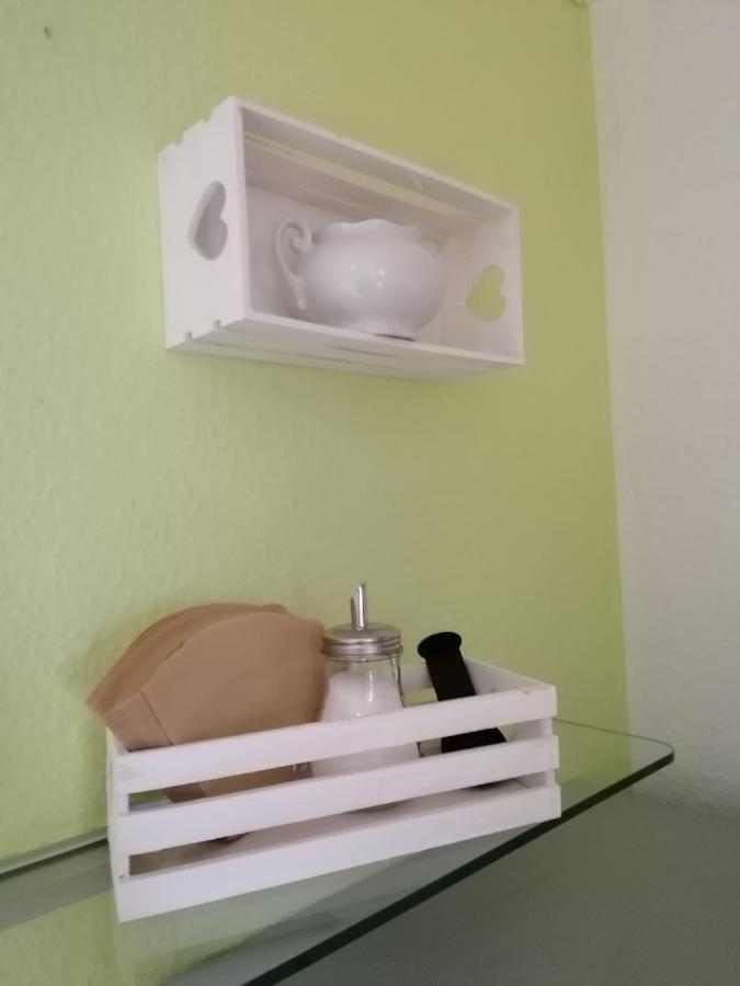 Tinas Ferienwohnung Hohendodeleben Екстер'єр фото
