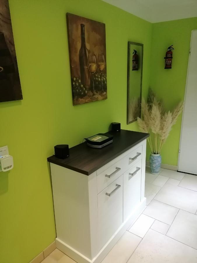 Tinas Ferienwohnung Hohendodeleben Екстер'єр фото