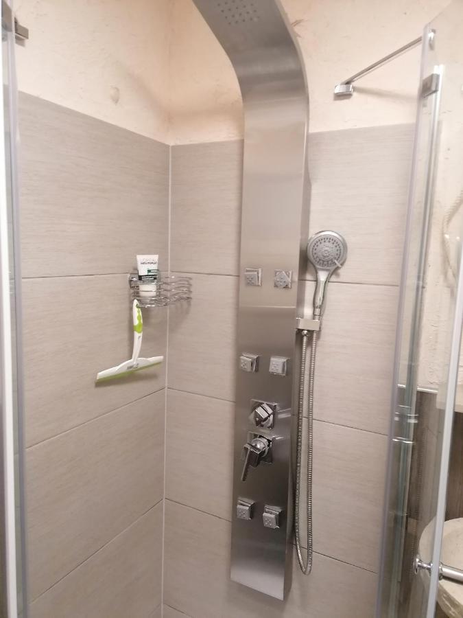 Tinas Ferienwohnung Hohendodeleben Екстер'єр фото