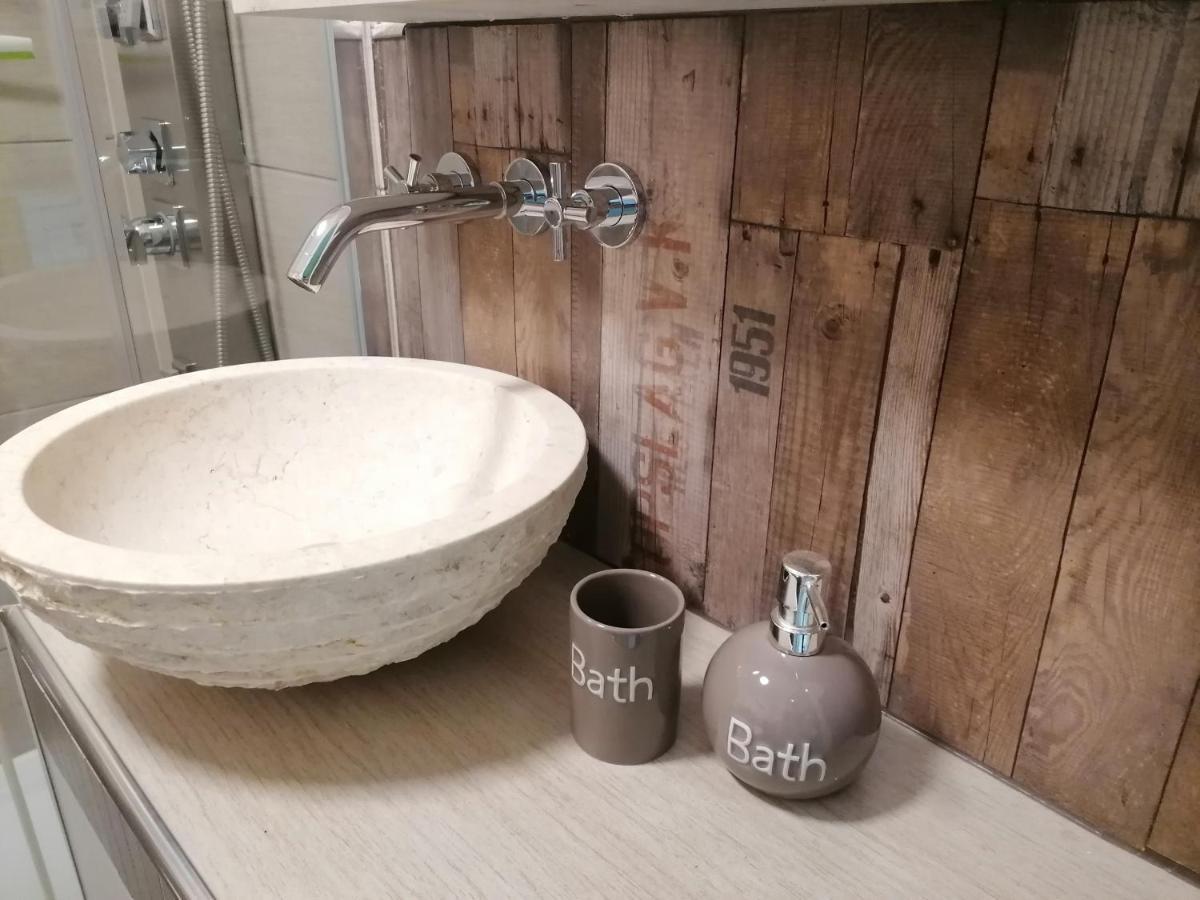 Tinas Ferienwohnung Hohendodeleben Екстер'єр фото