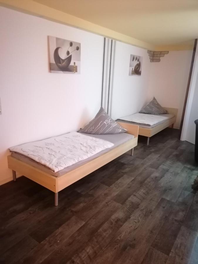 Tinas Ferienwohnung Hohendodeleben Екстер'єр фото